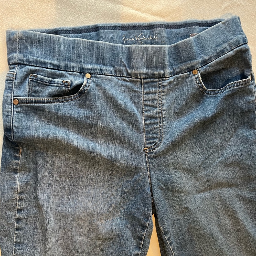 Gloria Vanderbilt capri denim Gloria Vanderbilt Classic Blue Jeans - Picture 7 of 7